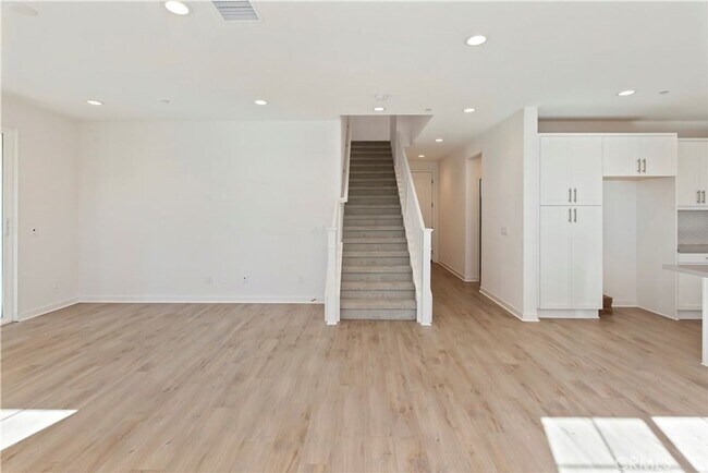 Building Photo - 7064 Mallow Dr