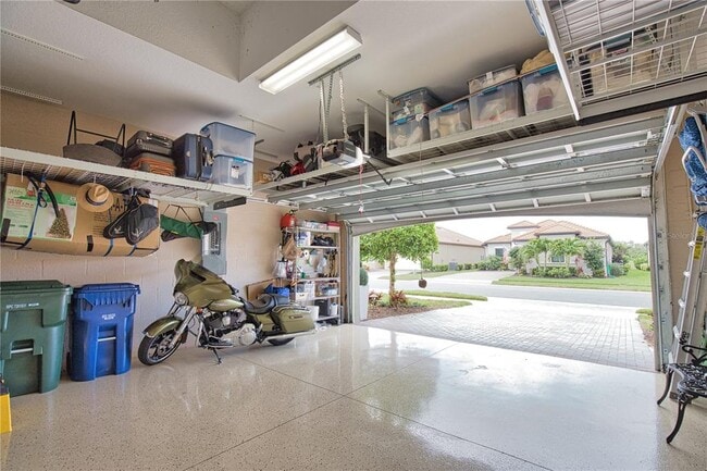 Building Photo - 25046 Spartina Dr