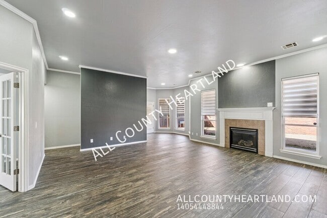 Building Photo - 2821 NW 170th St