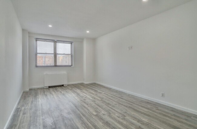 Building Photo - 7100 JFK Blvd E