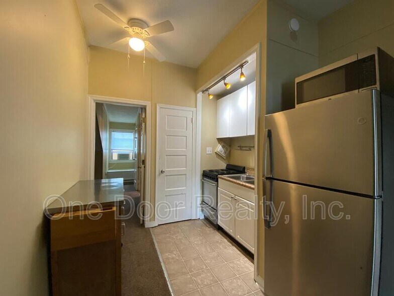 Building Photo - 1107 B Richmond Rd