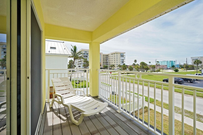 Building Photo - 181 St Lucie Ln