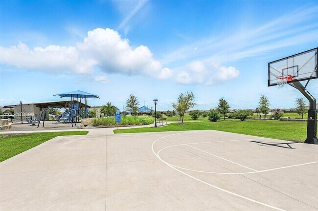 Building Photo - 208 Rubylace Dr