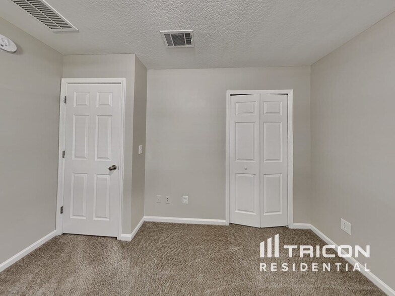 Building Photo - 63 Marisco Way