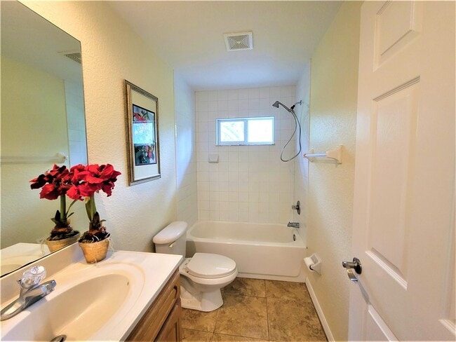 Building Photo - 11124 Hotchkiss Dr