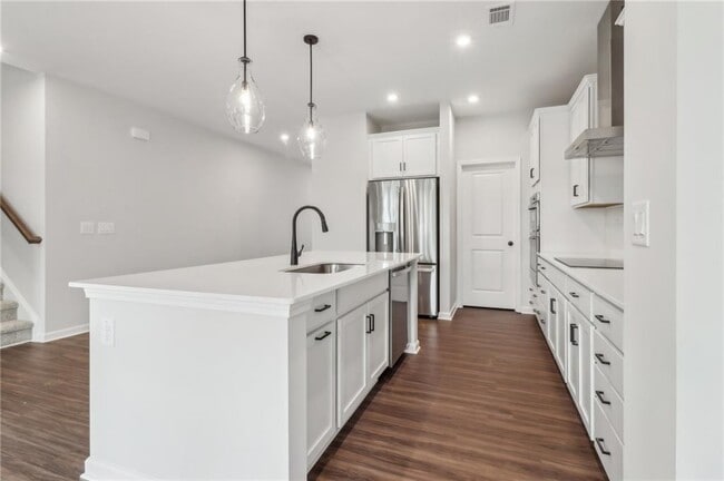 Building Photo - 2072 Buice Lake Pkwy