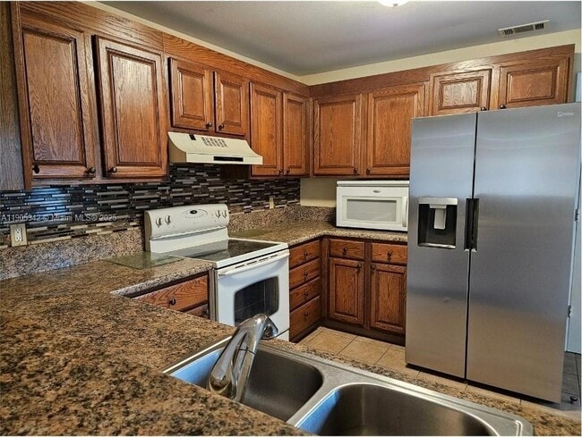 Building Photo - 154 Sandalwood Dr