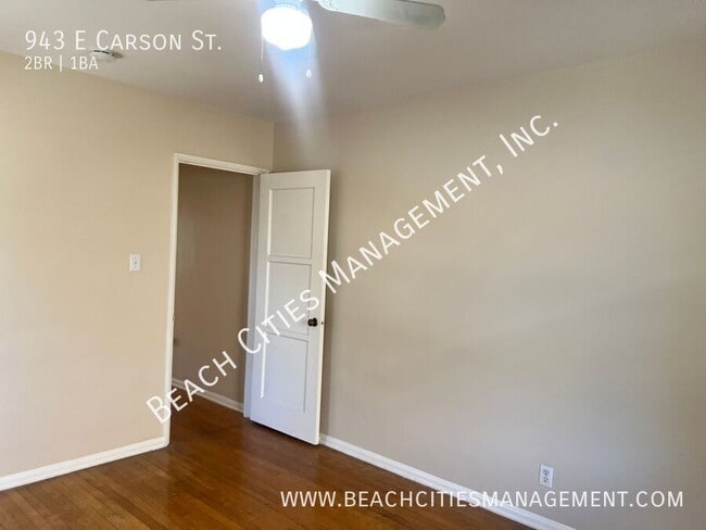 Building Photo - 943 E Carson St