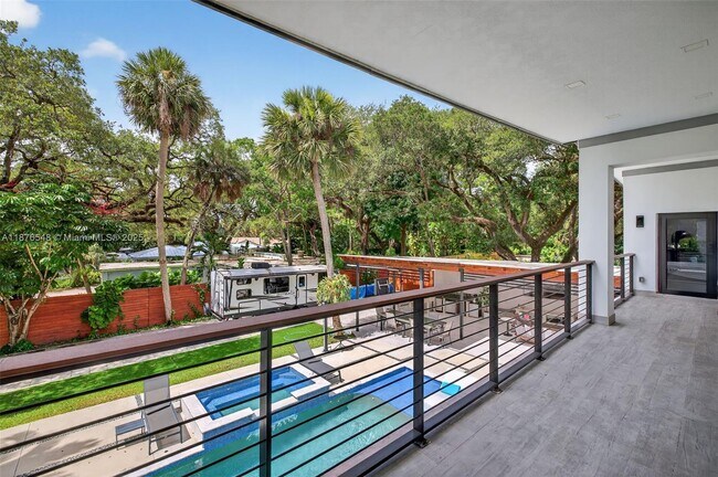 Building Photo - 3000 Riverland Rd