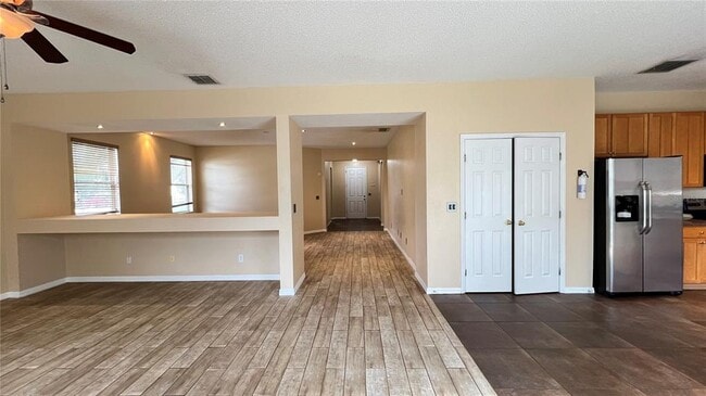 Building Photo - 16904 Sunrise Vista Dr