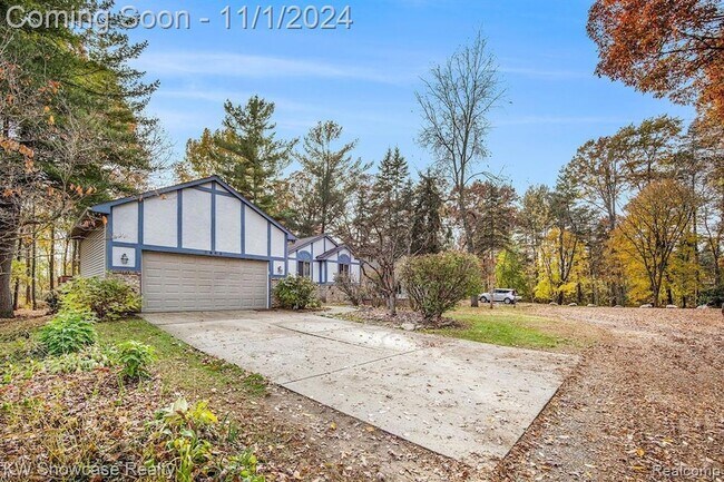 Building Photo - 2848 Regency Ct