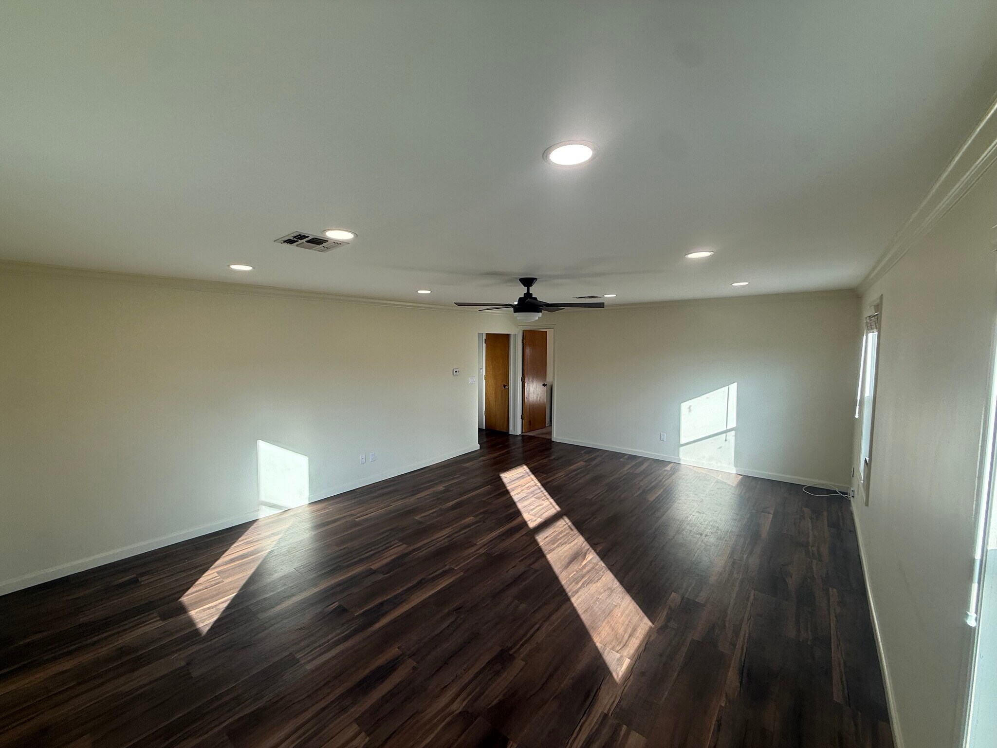 Living Room - 740 W Nyack Rd