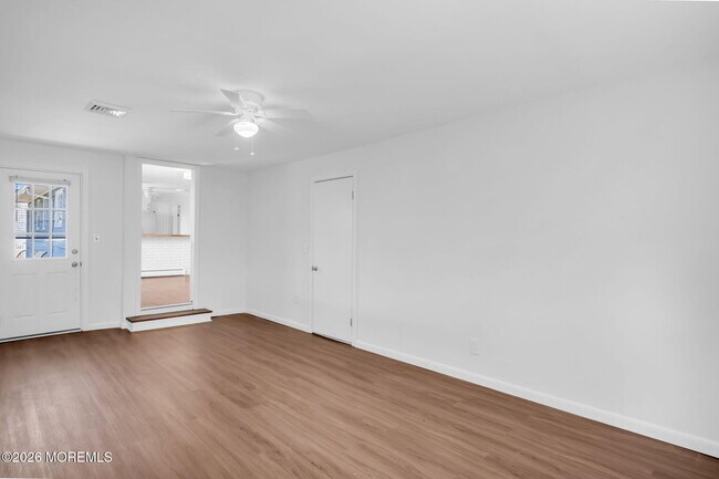 Building Photo - 10 Harbour Way