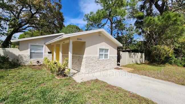 Primary Photo - 2205 Calexico Way S