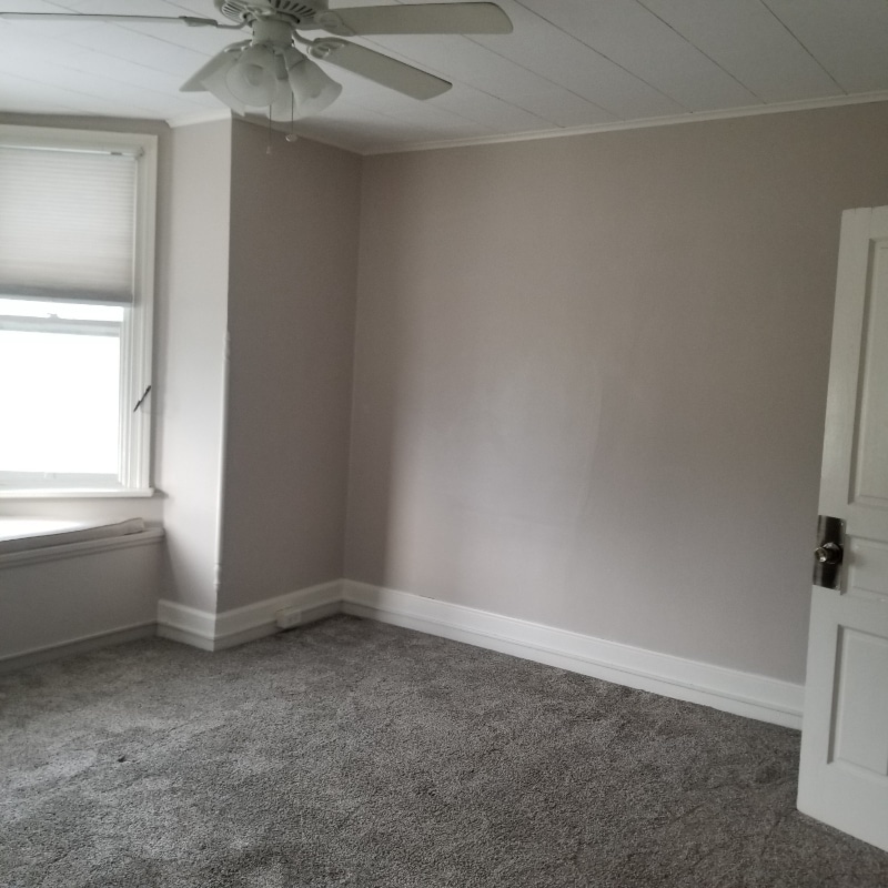 Building Photo - 604 Hummel Ave