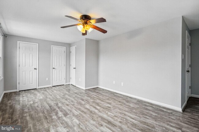 Building Photo - 8102 Pinelake Ct