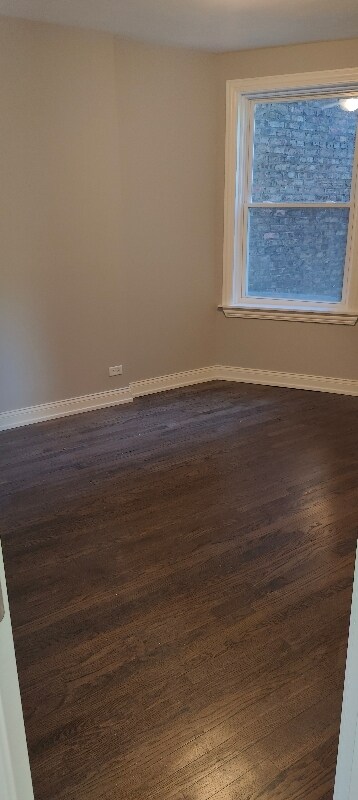 Building Photo - 1221 S Avers Ave