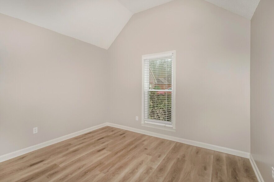 Building Photo - 4730 Buckhead Cir