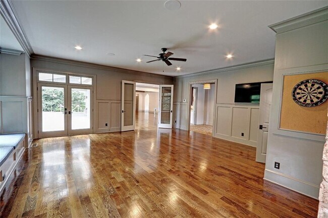 Building Photo - 1178 Chambord Way NE
