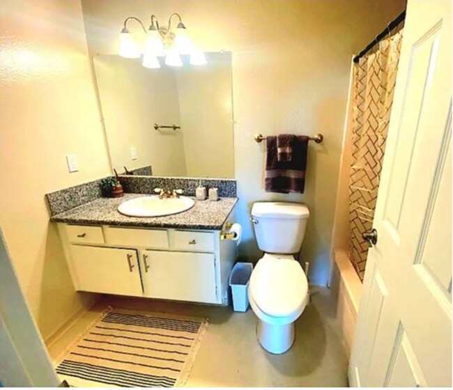 Master Bathroom - 4727 W 147th St