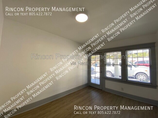 Building Photo - 658 Poli St