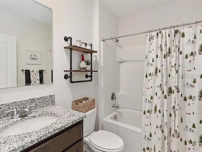 Building Photo - 2585 Ryland Falls Dr