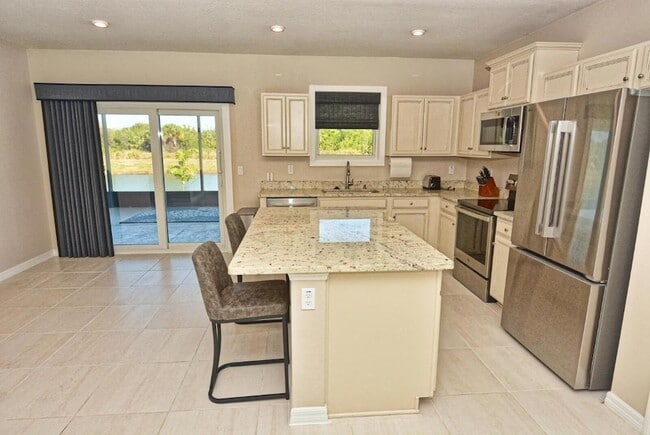 Building Photo - 3524 Carriage Pointe Cir