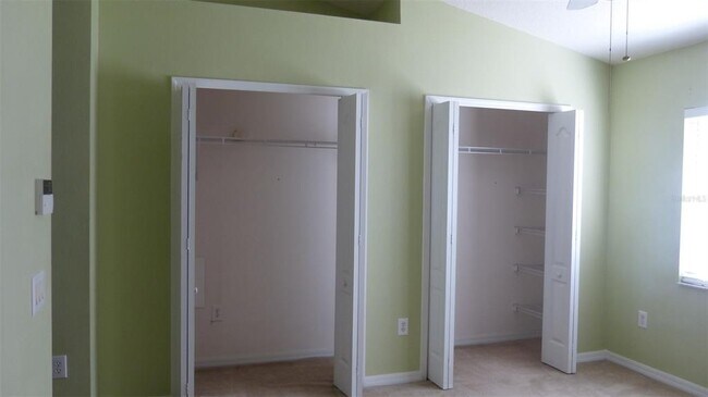 Building Photo - 12516 Kings Crossing Dr