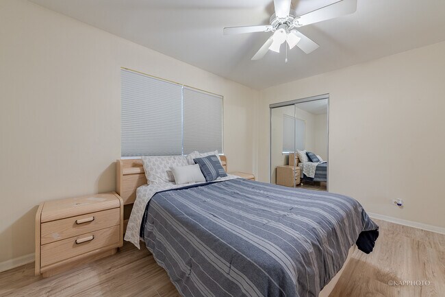 Building Photo - 2316 Periwinkle Ct