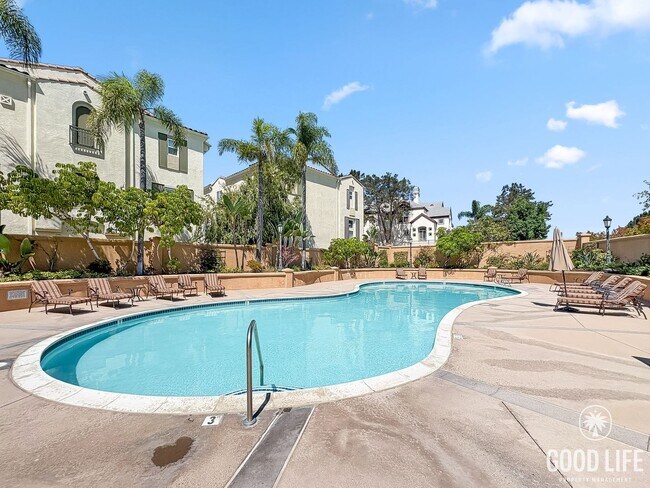 Building Photo - Charming 2-Bedroom Home with Resort-Style ...