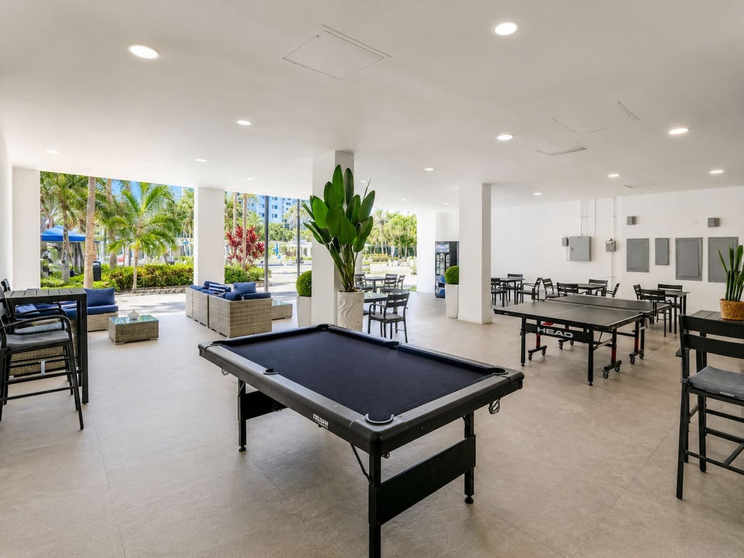 Building Photo - 19370 Collins Ave