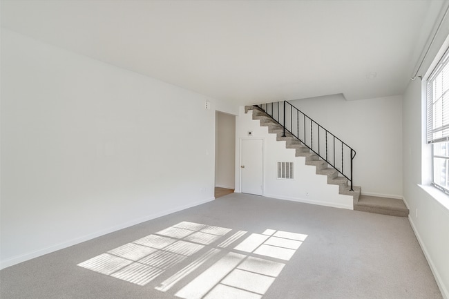 Building Photo - 732 Marley Way