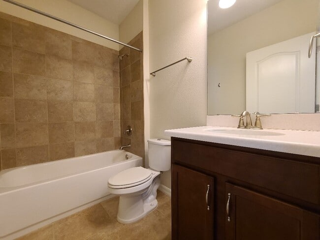 Building Photo - 3br 2.5ba at OVIEDO ON THE PARK. Tile floo...