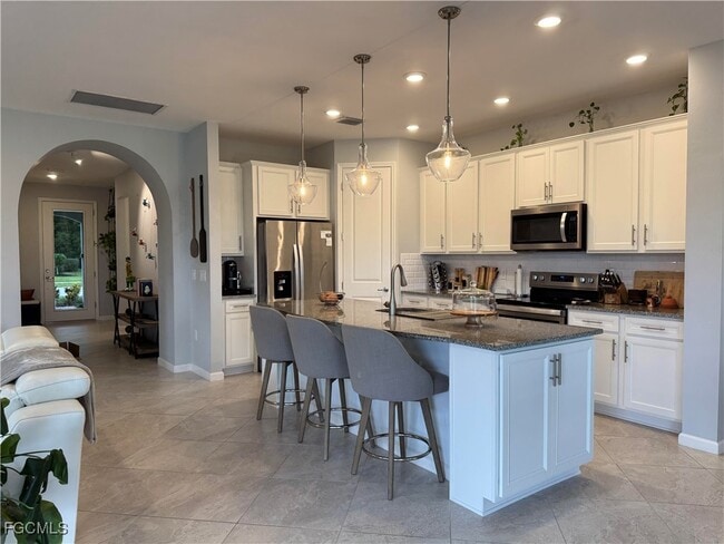 Building Photo - 3333 Hampton Blvd