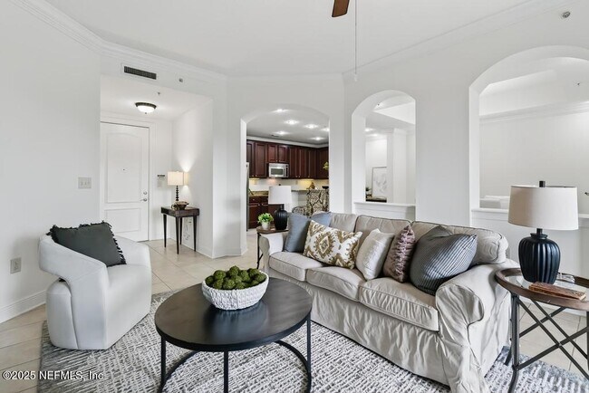 Building Photo - 4300 S Beach Pkwy