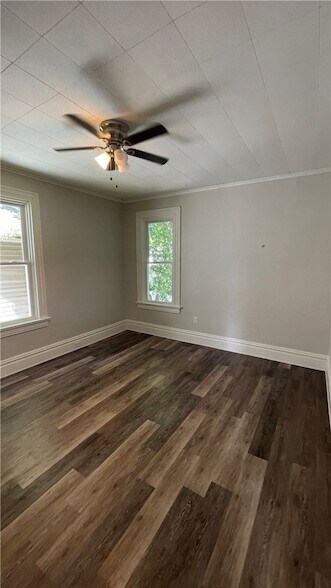 Building Photo - 401 N McKean St