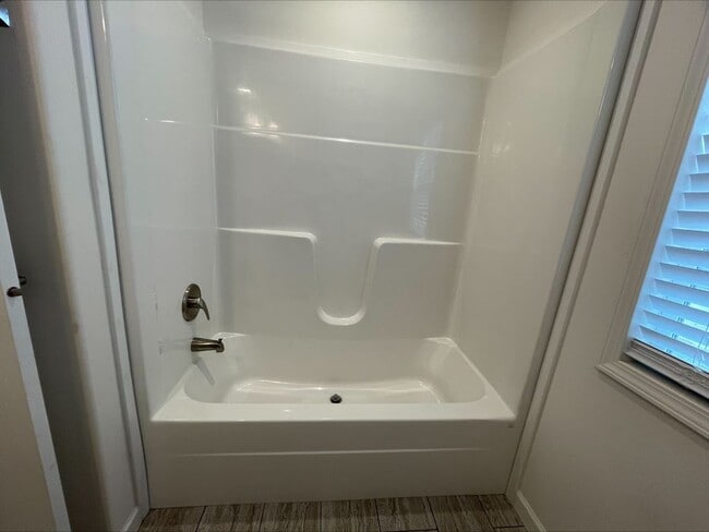 Building Photo - 4 Harbor Cove Ct