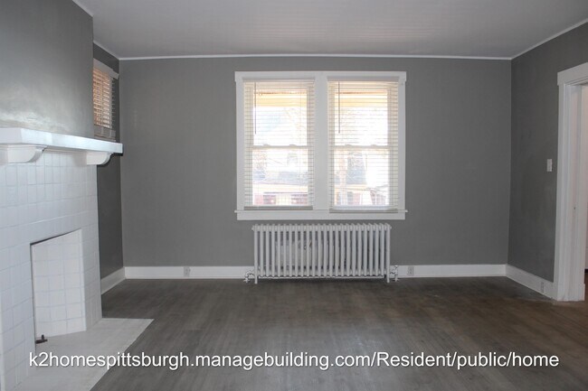 Building Photo - 198 St Joseph St