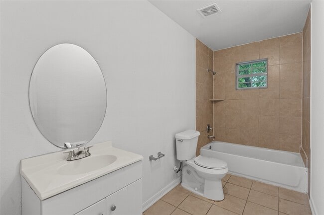 Building Photo - 99 Brownwood Dr