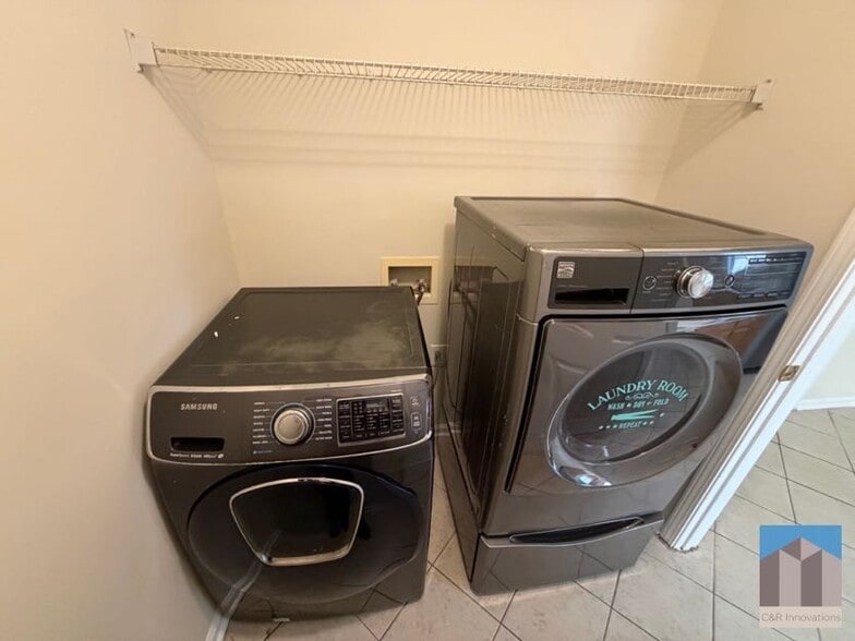 Building Photo - 414 Saddle Shoal Trl