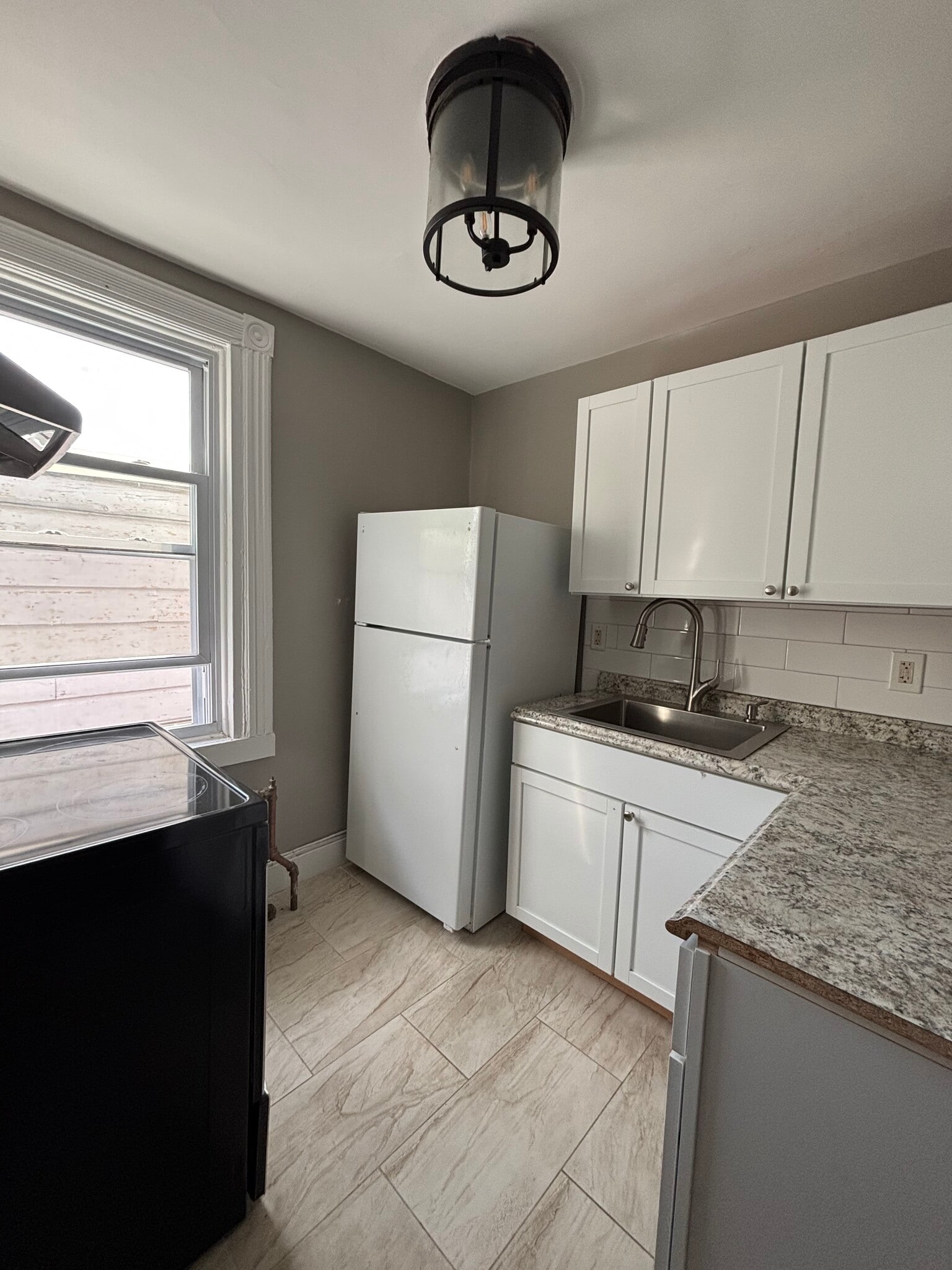 Kitchen - 17 Bleecker Pl