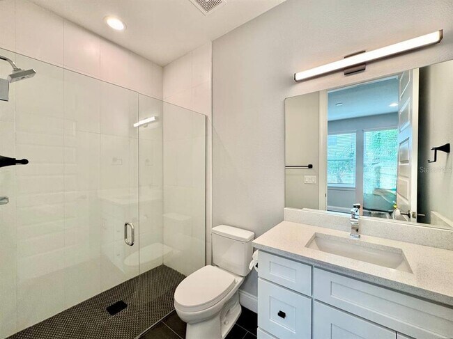 Building Photo - 4215 W North A St