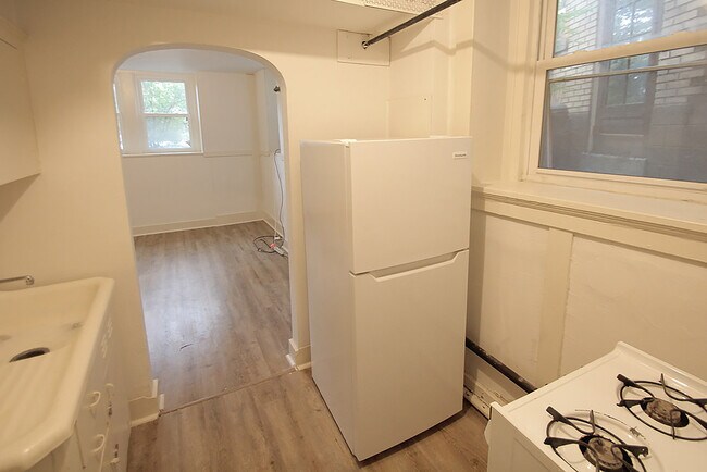 Apartment #4 - 500 Todd St