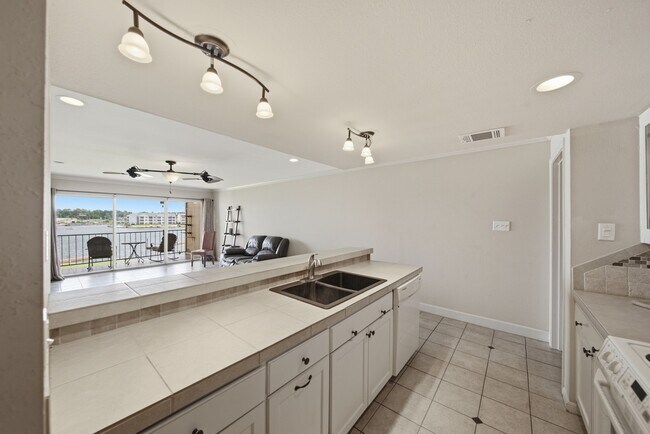 Building Photo - 15575 Marina Dr