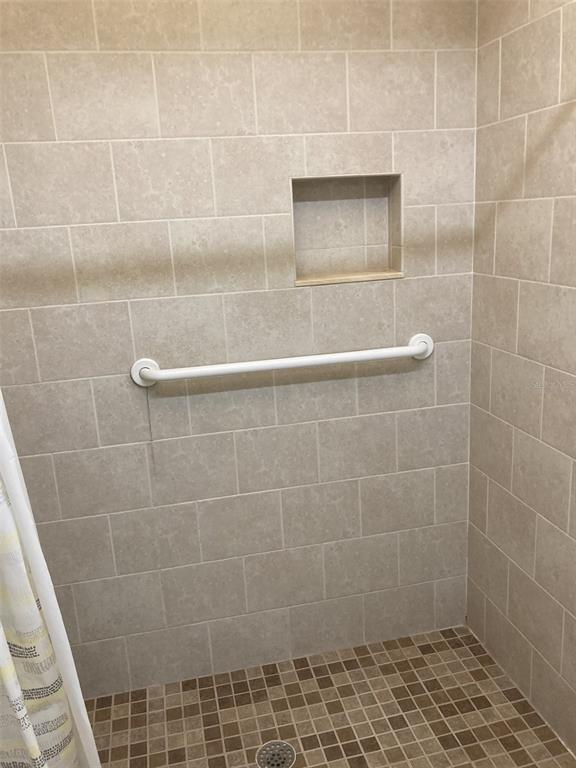 Building Photo - 202 47th Ave Dr W