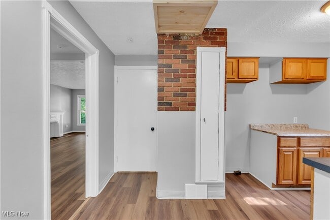 Building Photo - 20716 Kenyon Dr