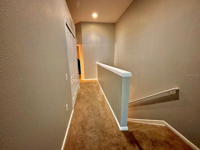 Building Photo - 26618 Castleview Way