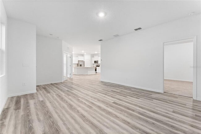 Building Photo - 31351 Paper Birch St