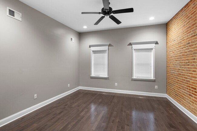Building Photo - Upper Fells Point Townhouse - 3+ Bedrooms,...