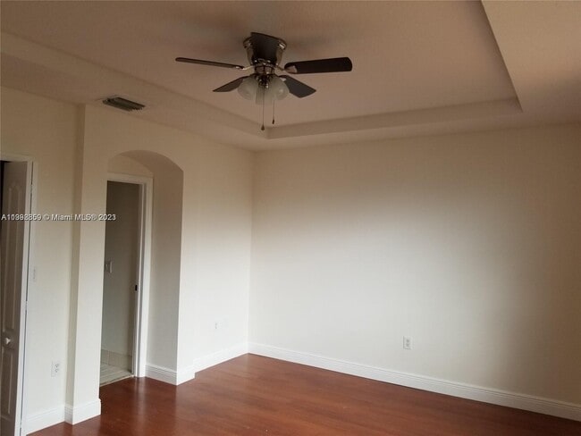 Building Photo - 4723 SW 163rd Pl